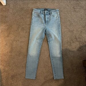 Women's Light Blue Jeans